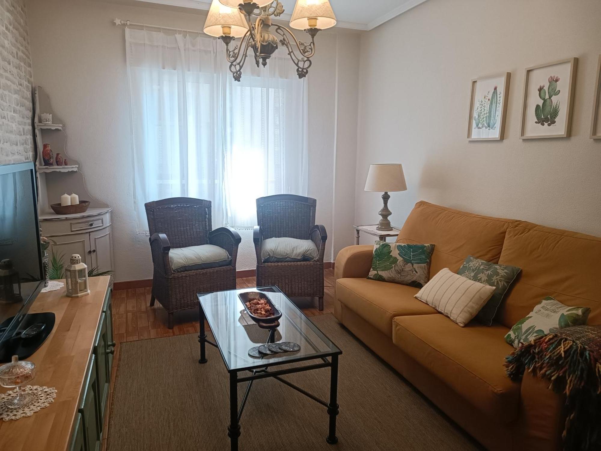 Como Una Casa De Campo En La Ciudad, Con Patio -Parking Gratis Gijon Exterior photo